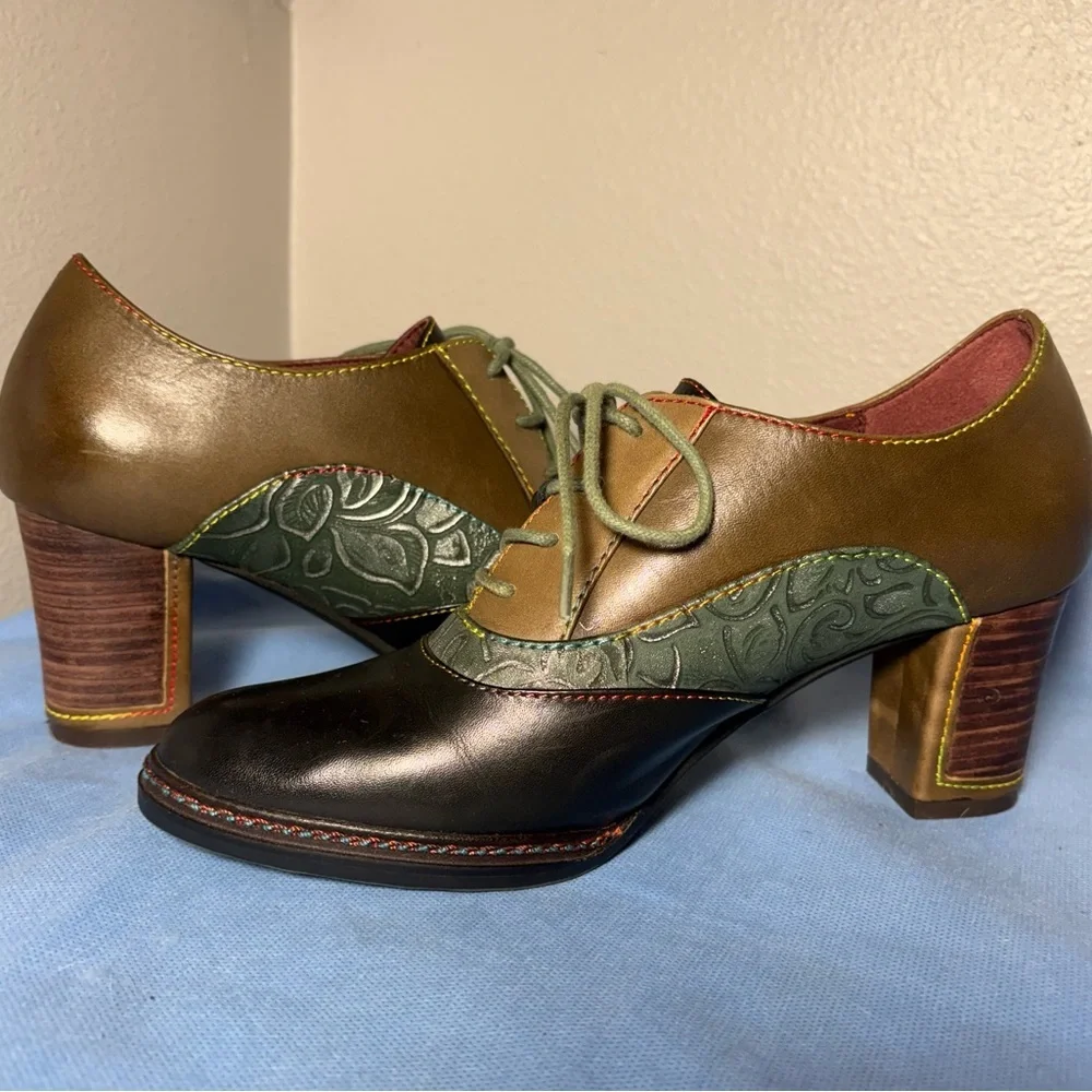 L’Artiste Lavada Bootie by spring step heeled Oxford, hand painted leather - Picture 14 of 16